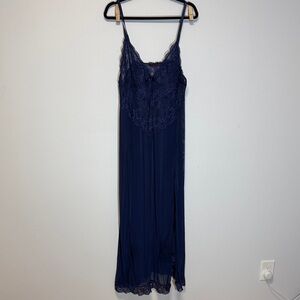 Elegant Navy Blue Lace Chemise